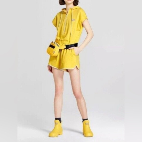🌞 Hunter for Target Yellow Romper Hoodie Zipper Front Pockets Sporty SZ L  NWT - Picture 1 of 10